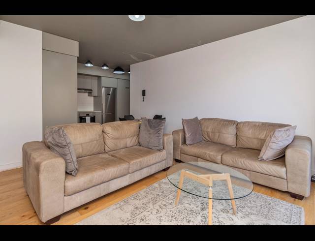 2 BEDROOM APARTMENT TO LET IN GARDENS